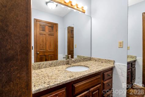 3104 Cove Loop Road Hendersonville NC 28739