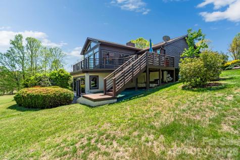 3104 Cove Loop Road Hendersonville NC 28739