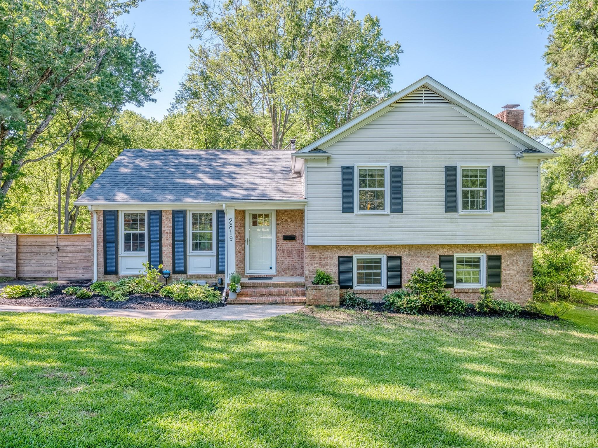 2819 Eastburn Road Charlotte NC 28210