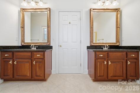 8044 Hawk Crest Court Charlotte NC 28270