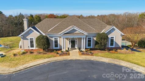 8044 Hawk Crest Court Charlotte NC 28270