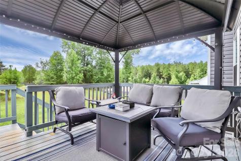 1014 Willow Grove Lane York SC 29745