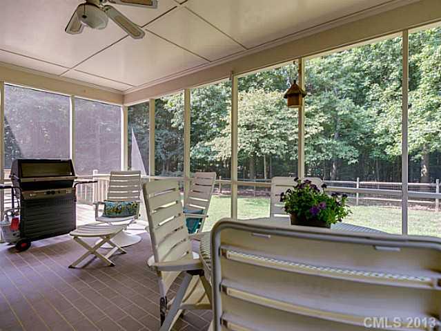 2922 Cross Country Road Charlotte NC 28270