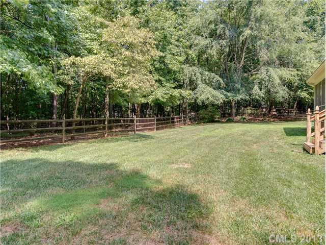 2922 Cross Country Road Charlotte NC 28270