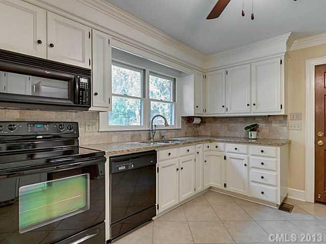 2922 Cross Country Road Charlotte NC 28270