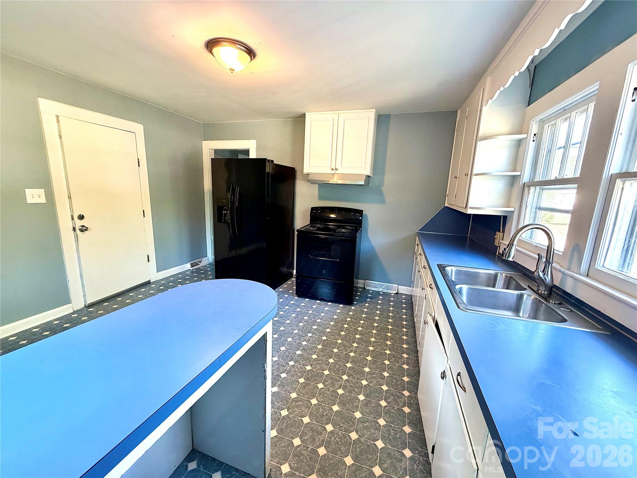 519 Locust Street Kannapolis NC 28081