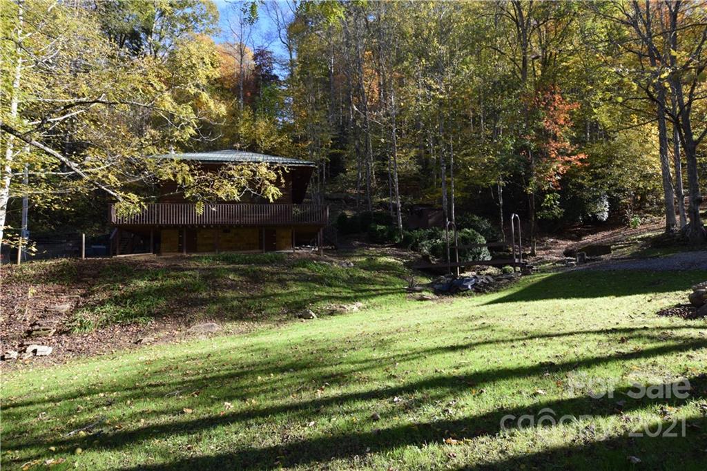 1041 Bee Log Road Burnsville NC 28714