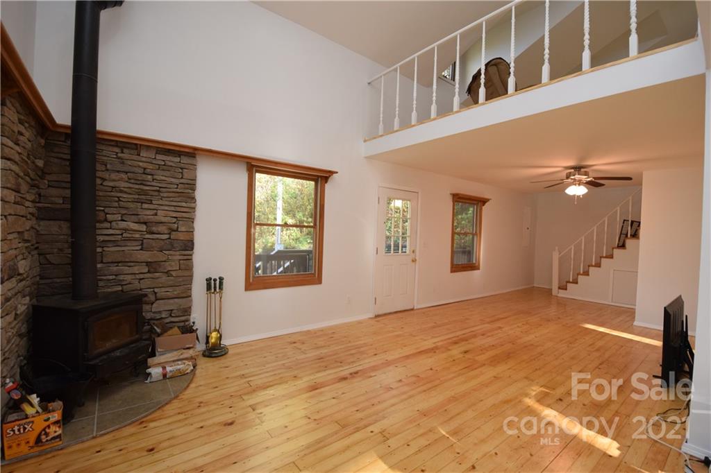 1041 Bee Log Road Burnsville NC 28714