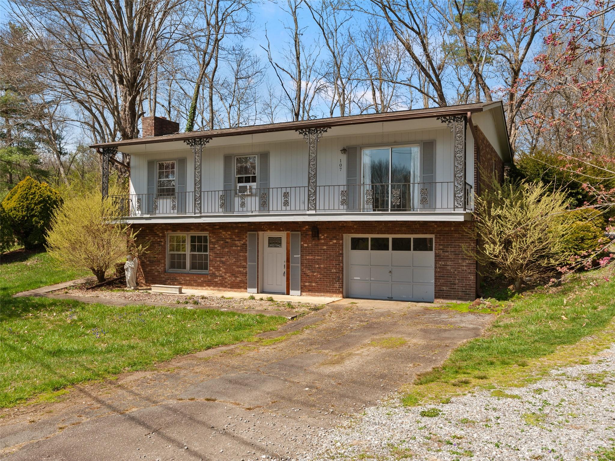 107 Rolling Green Drive Waynesville NC 28786