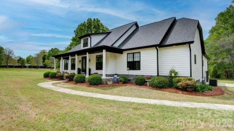 1775 Enochville Road Kannapolis NC 28081