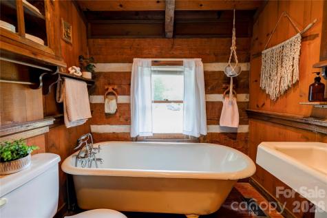 125 Sand Hill Road Lawndale NC 28090