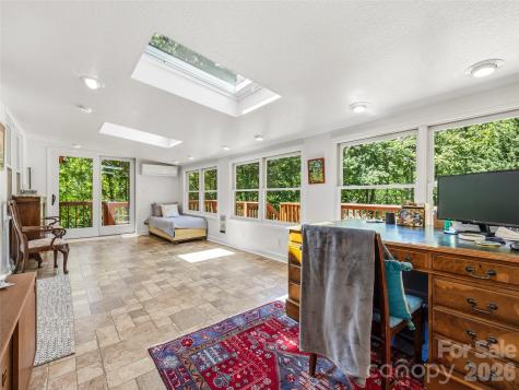 200 River Ridge Drive Burnsville NC 28714
