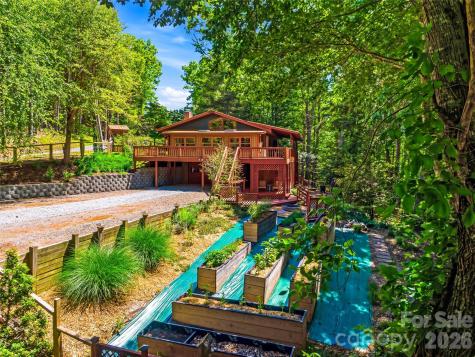 200 River Ridge Drive Burnsville NC 28714