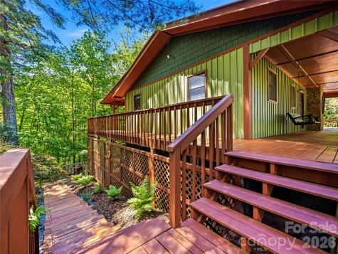 200 River Ridge Drive Burnsville NC 28714