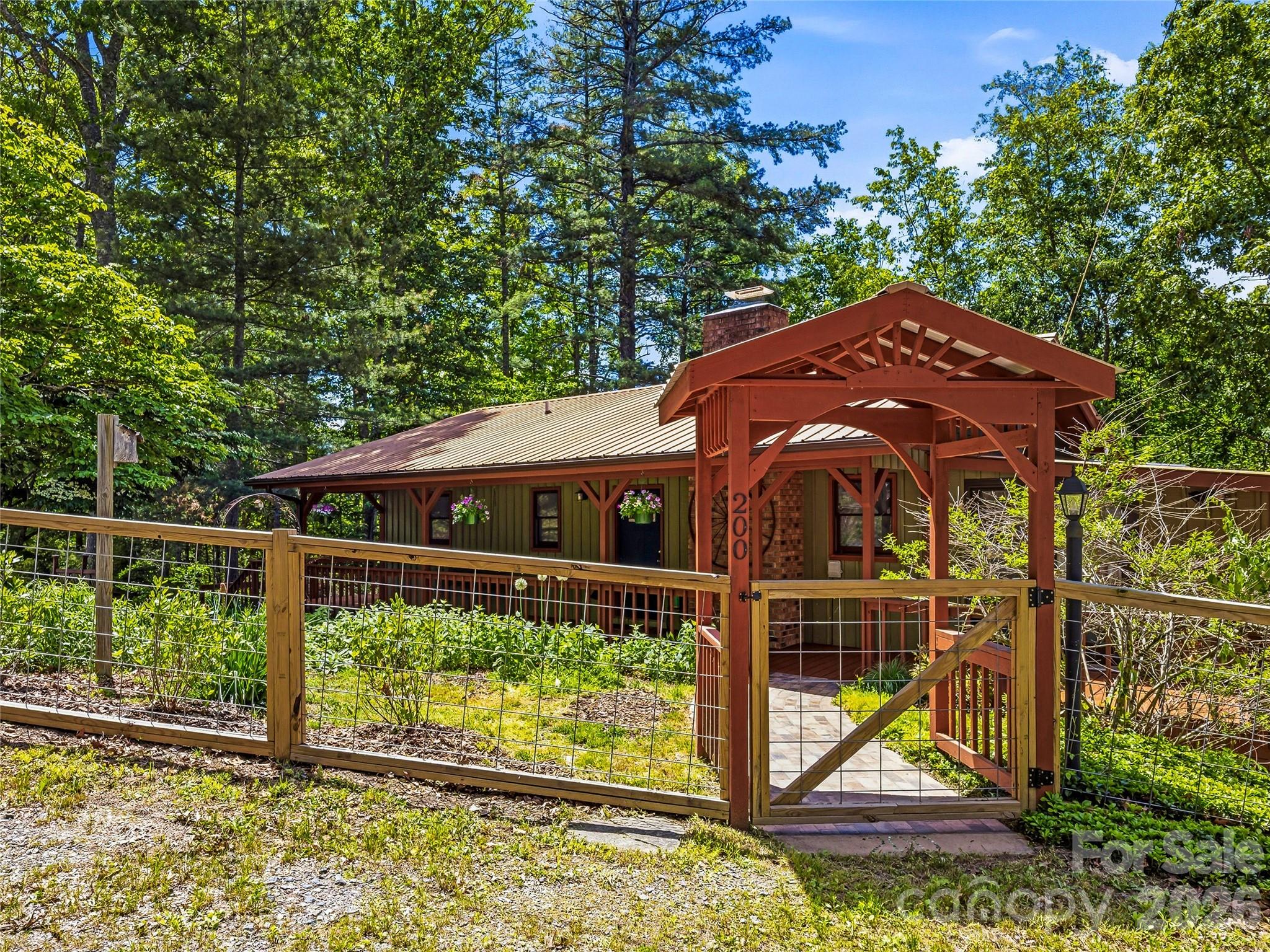 200 River Ridge Drive Burnsville NC 28714