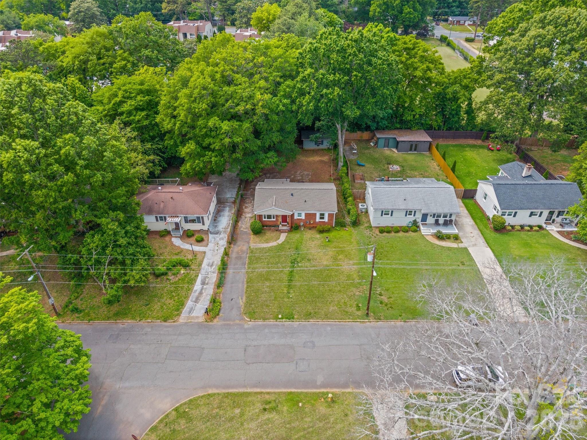 2242 Markham Court Charlotte NC 28205