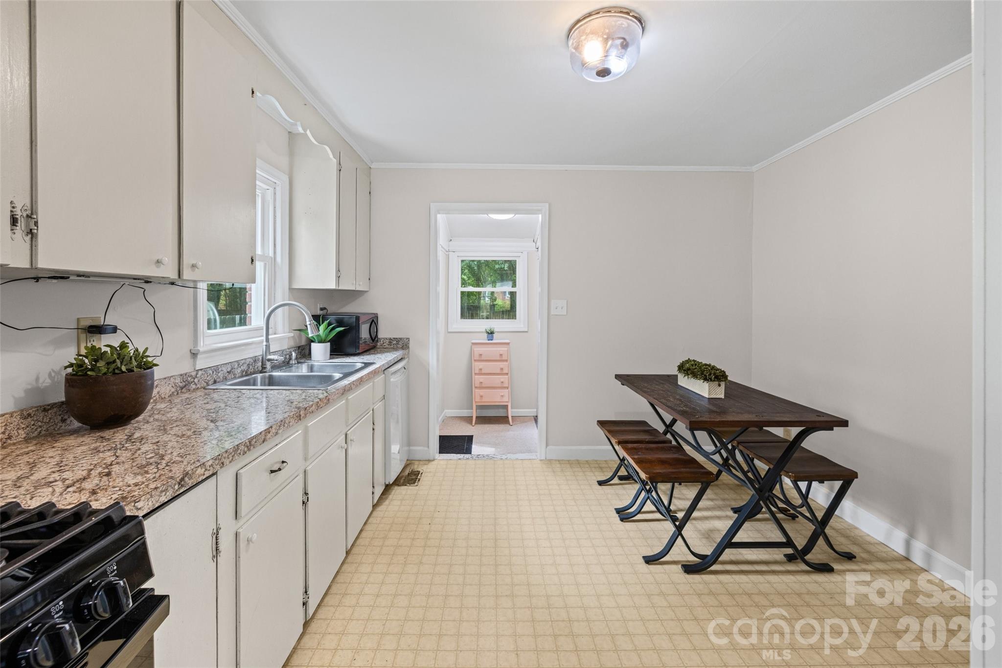 2242 Markham Court Charlotte NC 28205