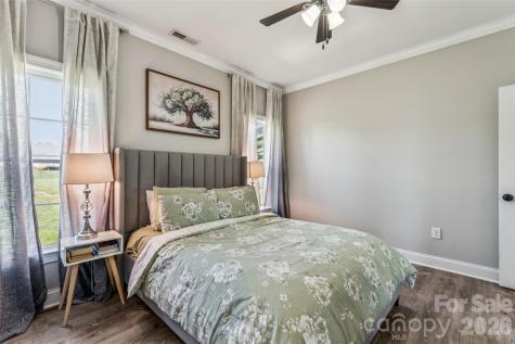 105 E Dundee Court Statesville NC 28625