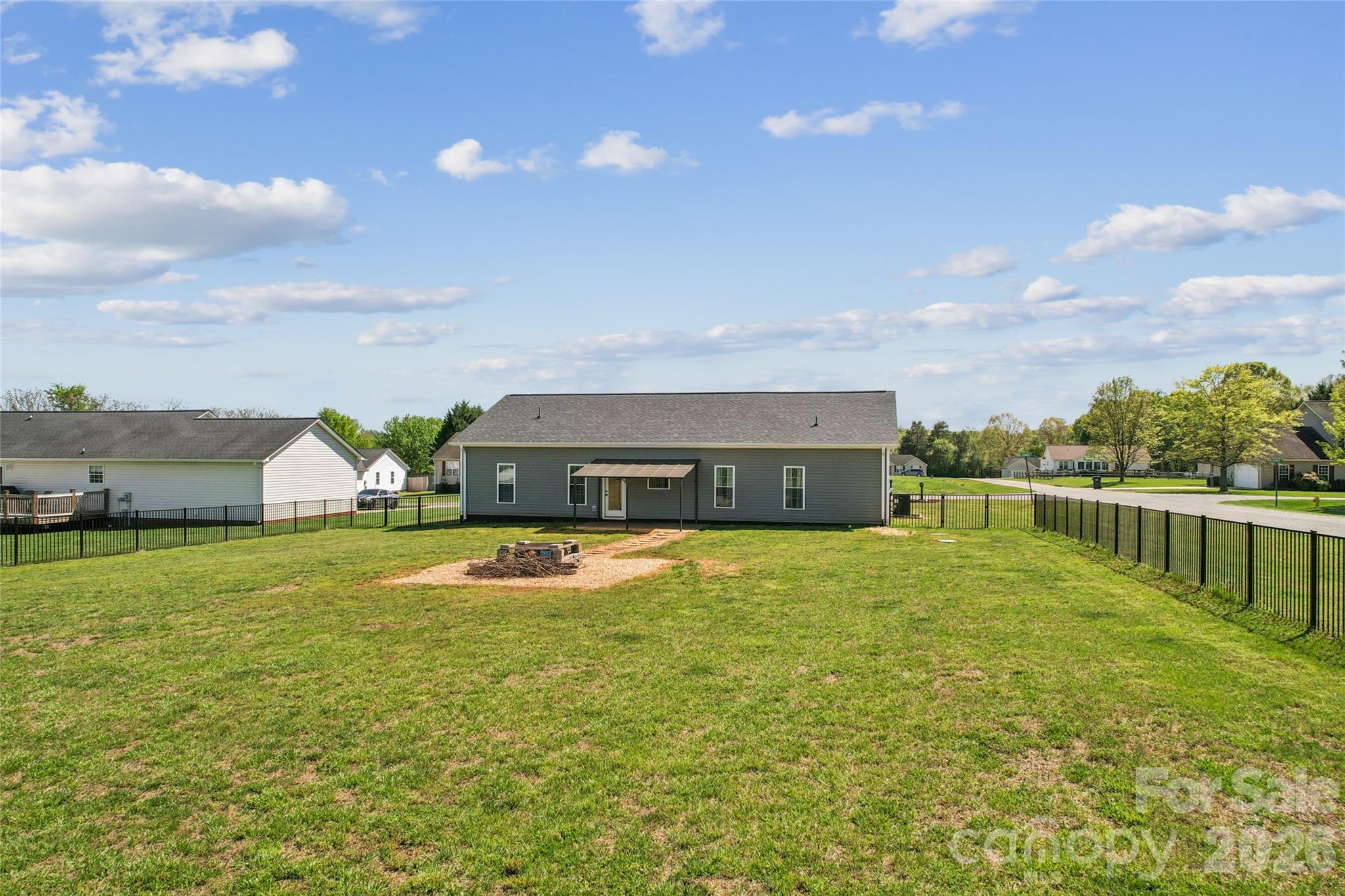 105 E Dundee Court Statesville NC 28625