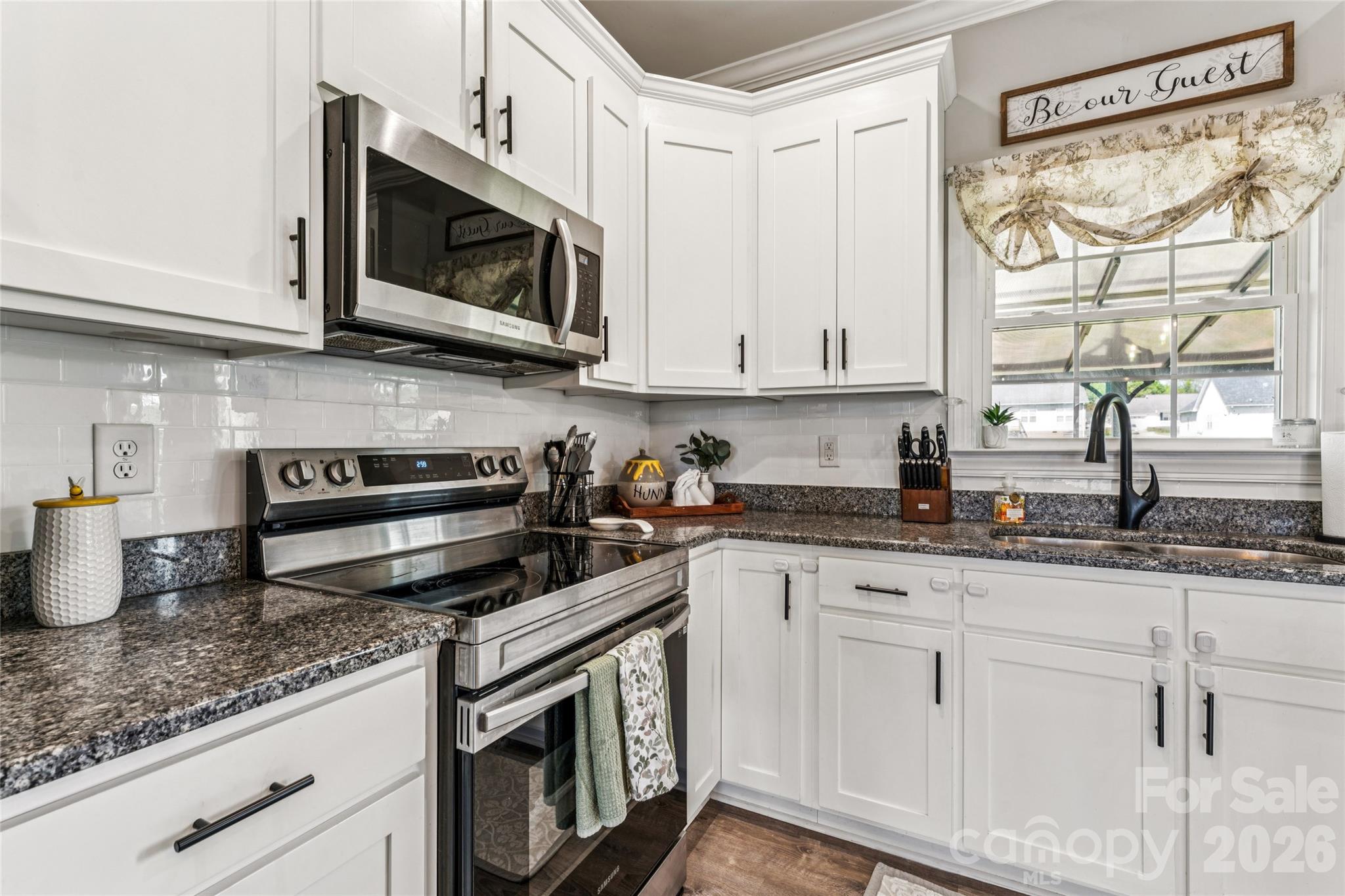 105 E Dundee Court Statesville NC 28625