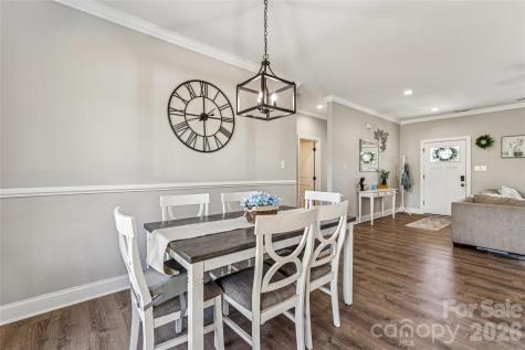 105 E Dundee Court Statesville NC 28625