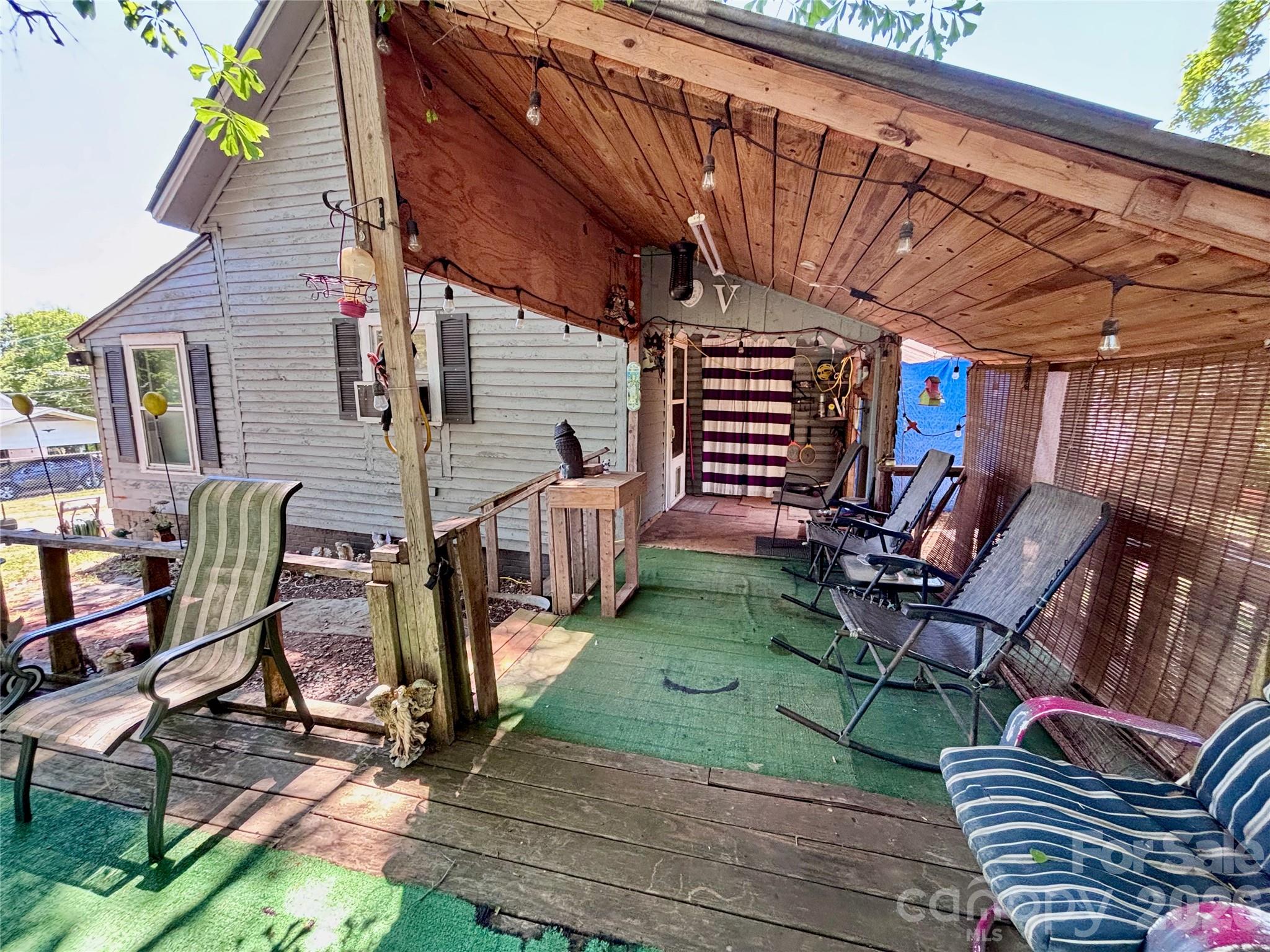 126 West Street Ellenboro NC 28040
