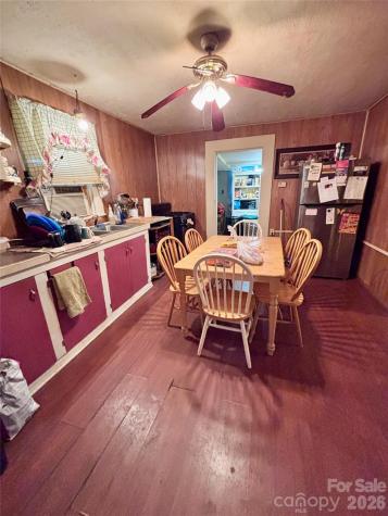 126 West Street Ellenboro NC 28040