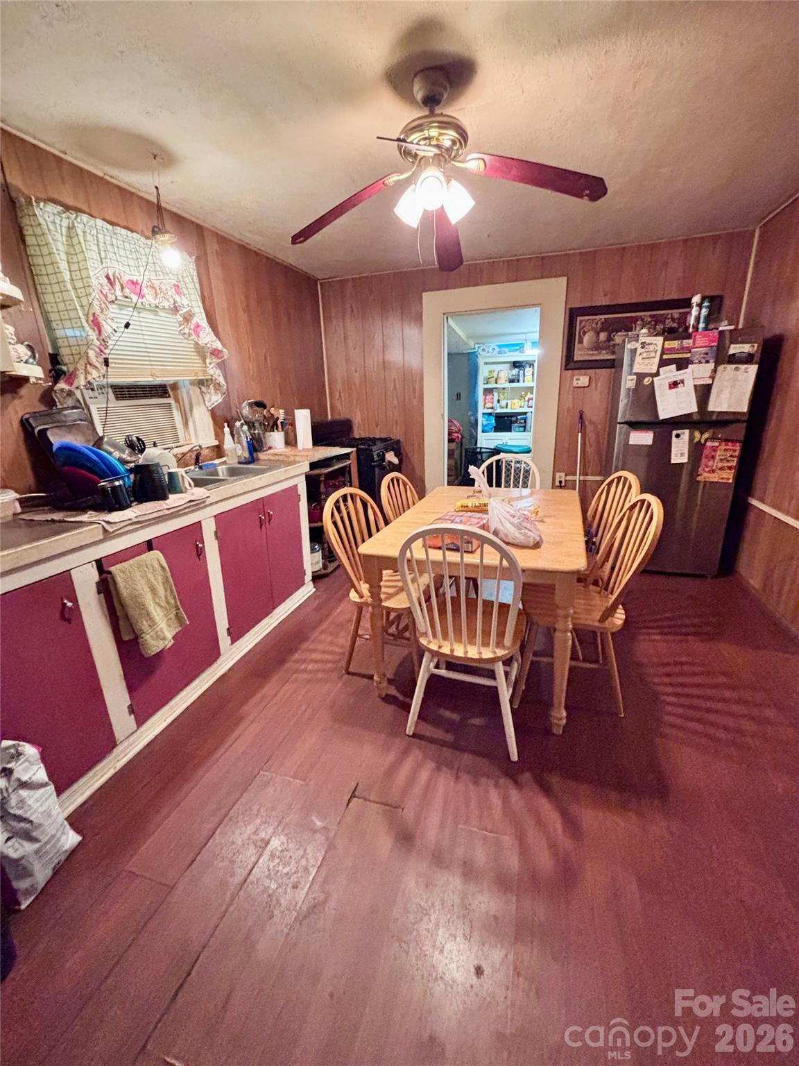 126 West Street Ellenboro NC 28040