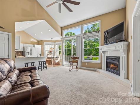 117 Hibiscus Lane Asheville NC 28803