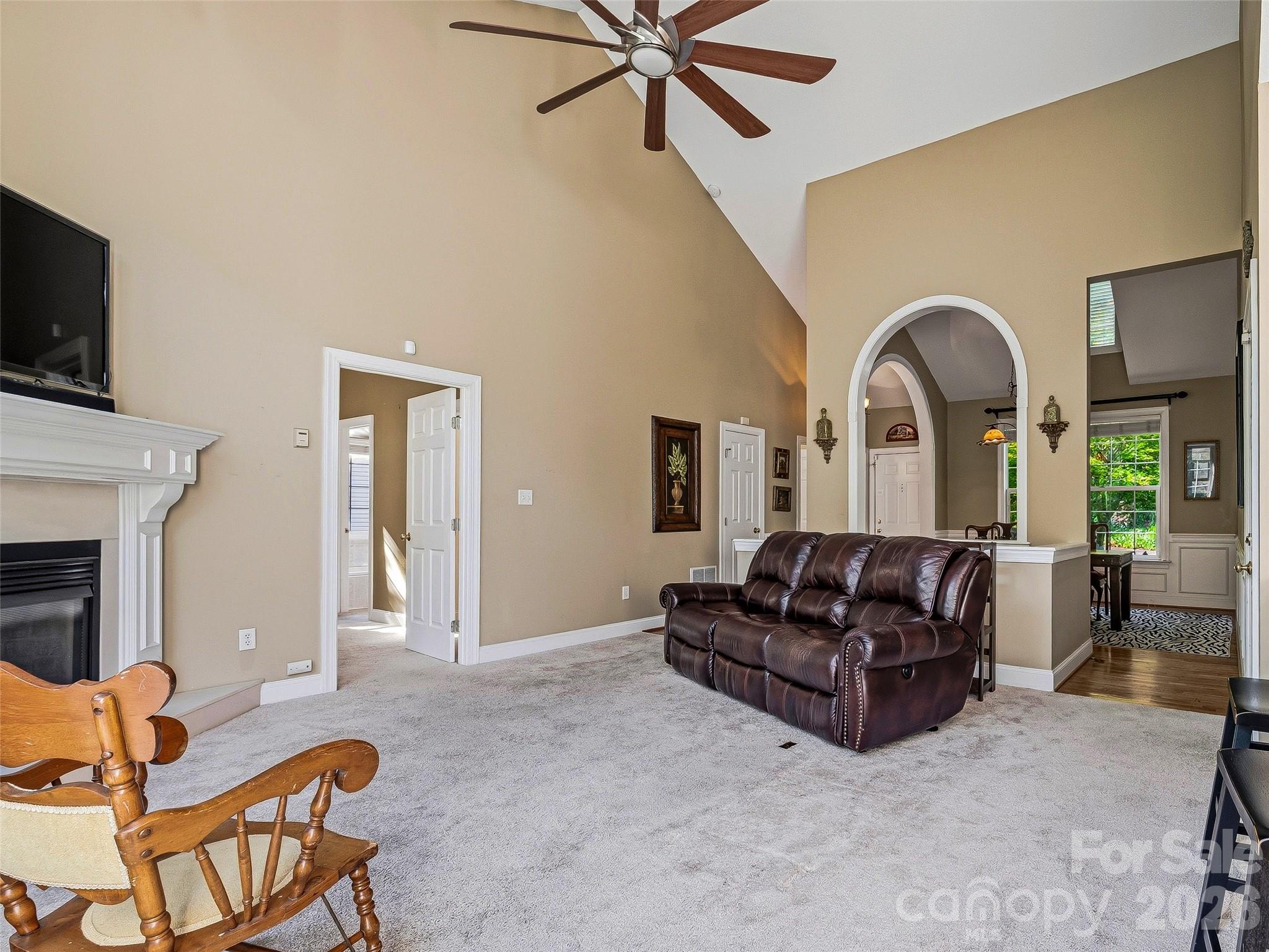 117 Hibiscus Lane Asheville NC 28803