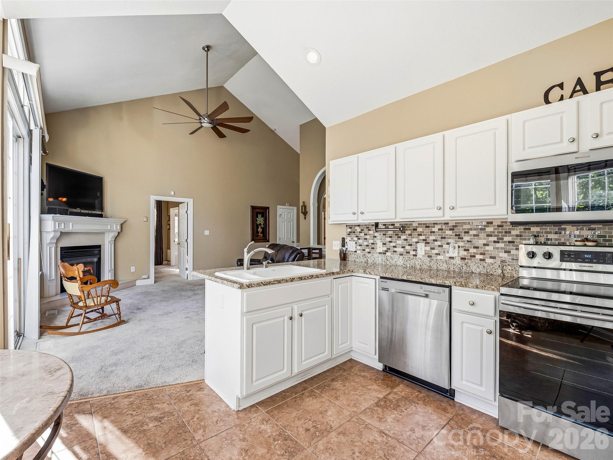 117 Hibiscus Lane Asheville NC 28803