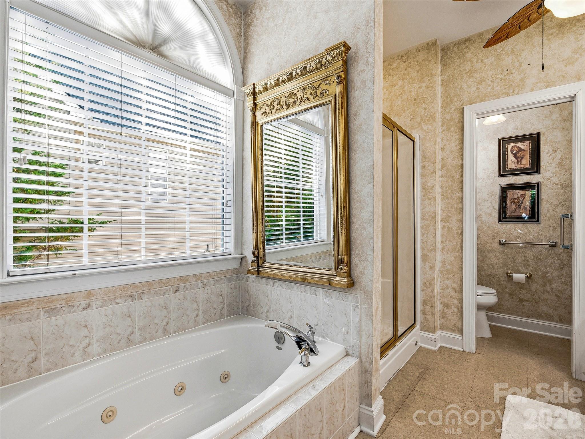 117 Hibiscus Lane Asheville NC 28803