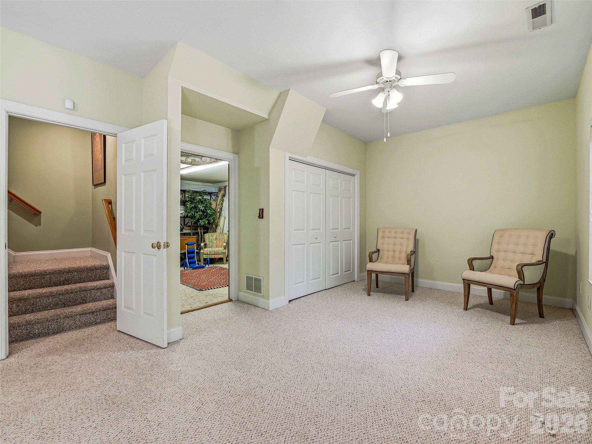 117 Hibiscus Lane Asheville NC 28803