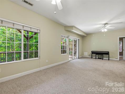 117 Hibiscus Lane Asheville NC 28803