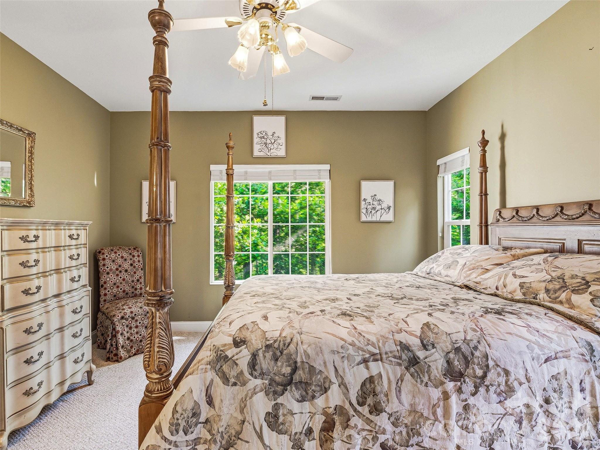 117 Hibiscus Lane Asheville NC 28803