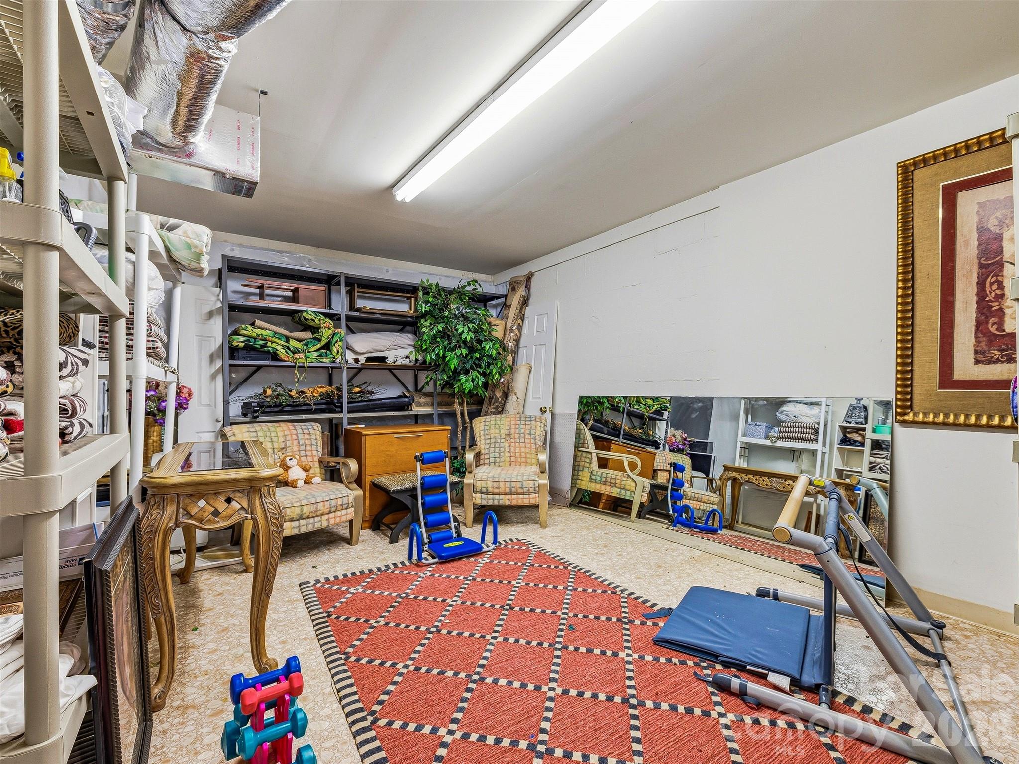 117 Hibiscus Lane Asheville NC 28803