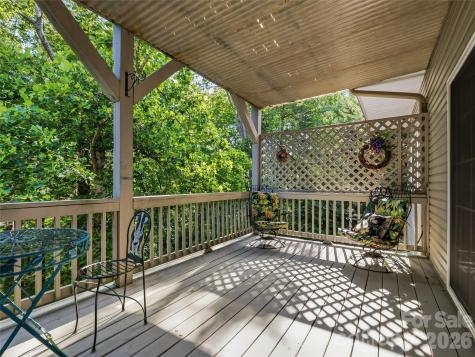 117 Hibiscus Lane Asheville NC 28803