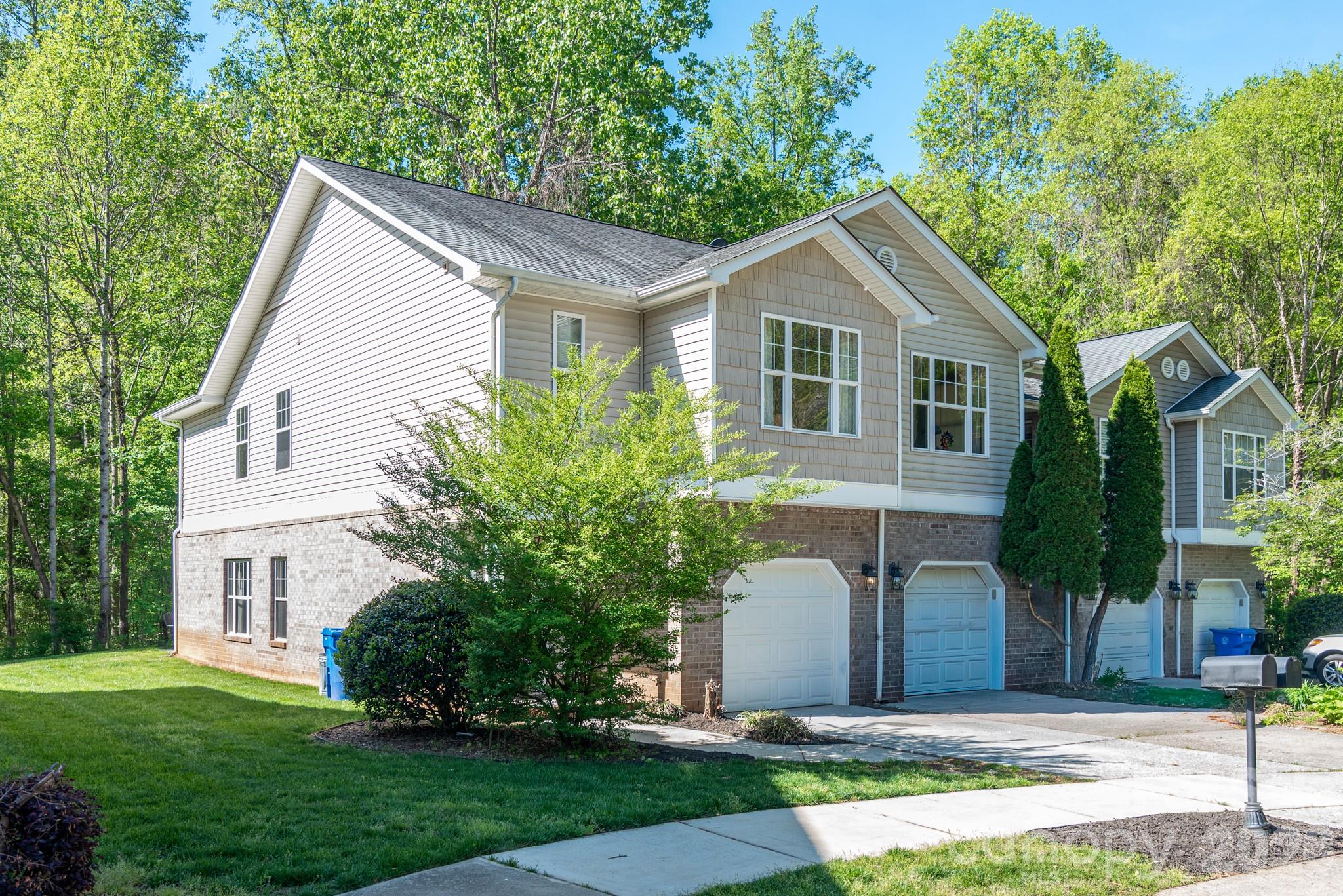 125 Sherman Oaks Lane Mooresville NC 28115