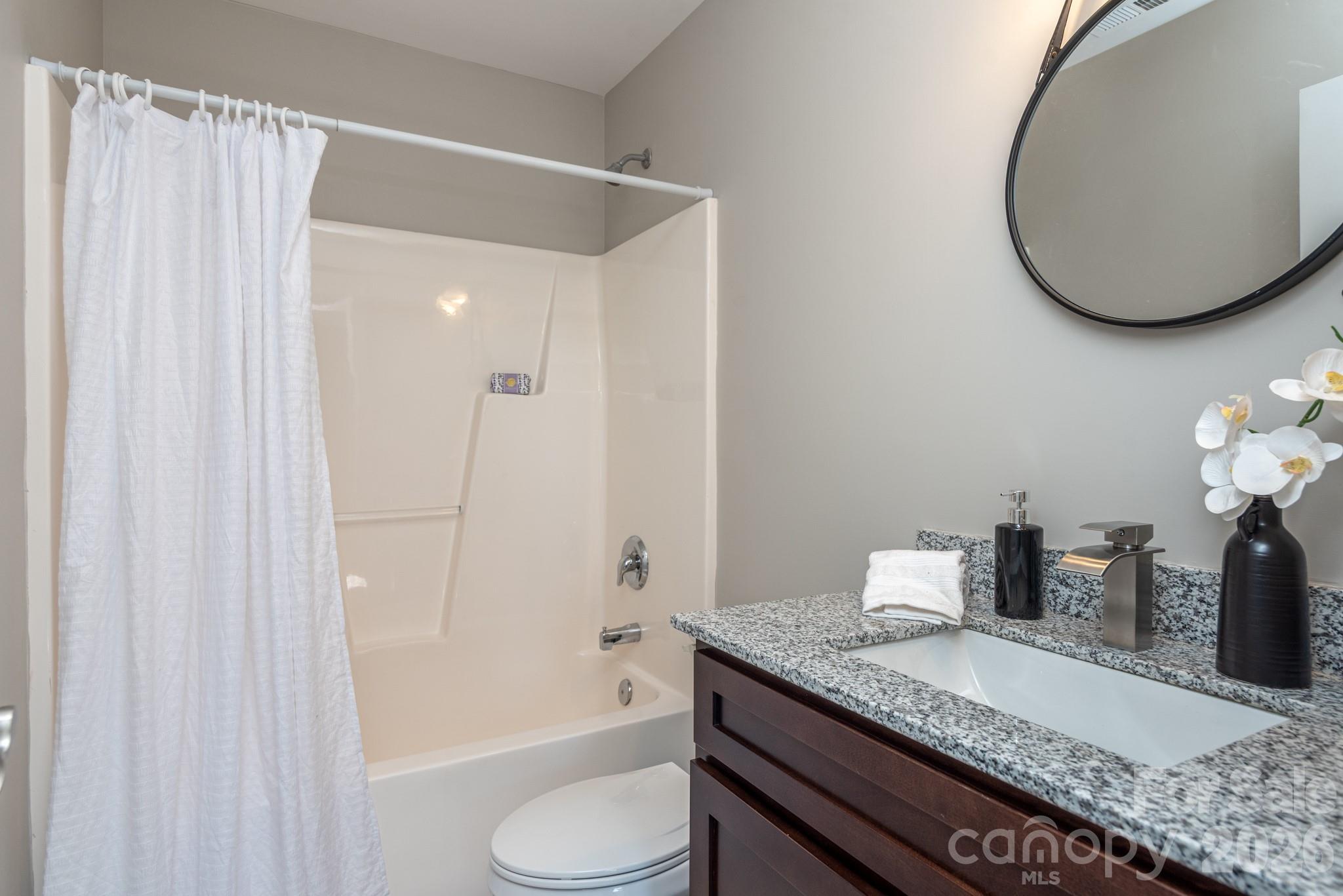 125 Sherman Oaks Lane Mooresville NC 28115