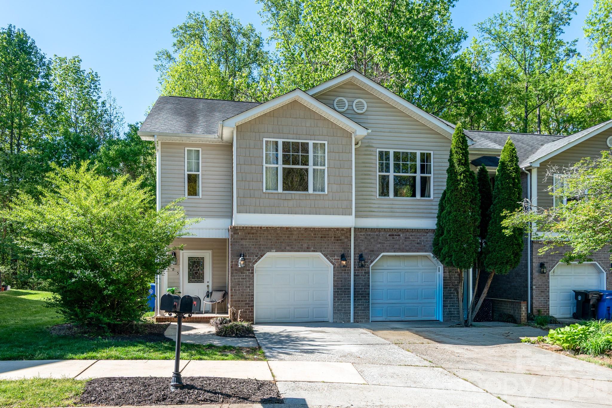 125 Sherman Oaks Lane Mooresville NC 28115