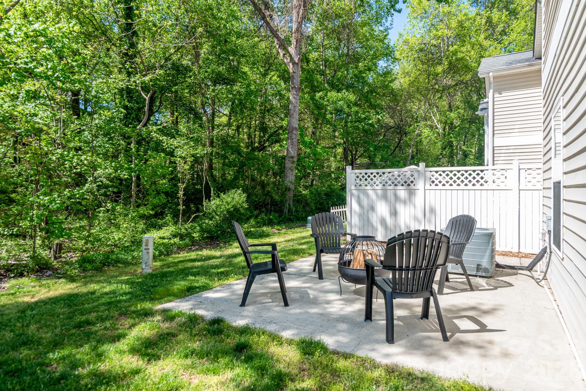 125 Sherman Oaks Lane Mooresville NC 28115