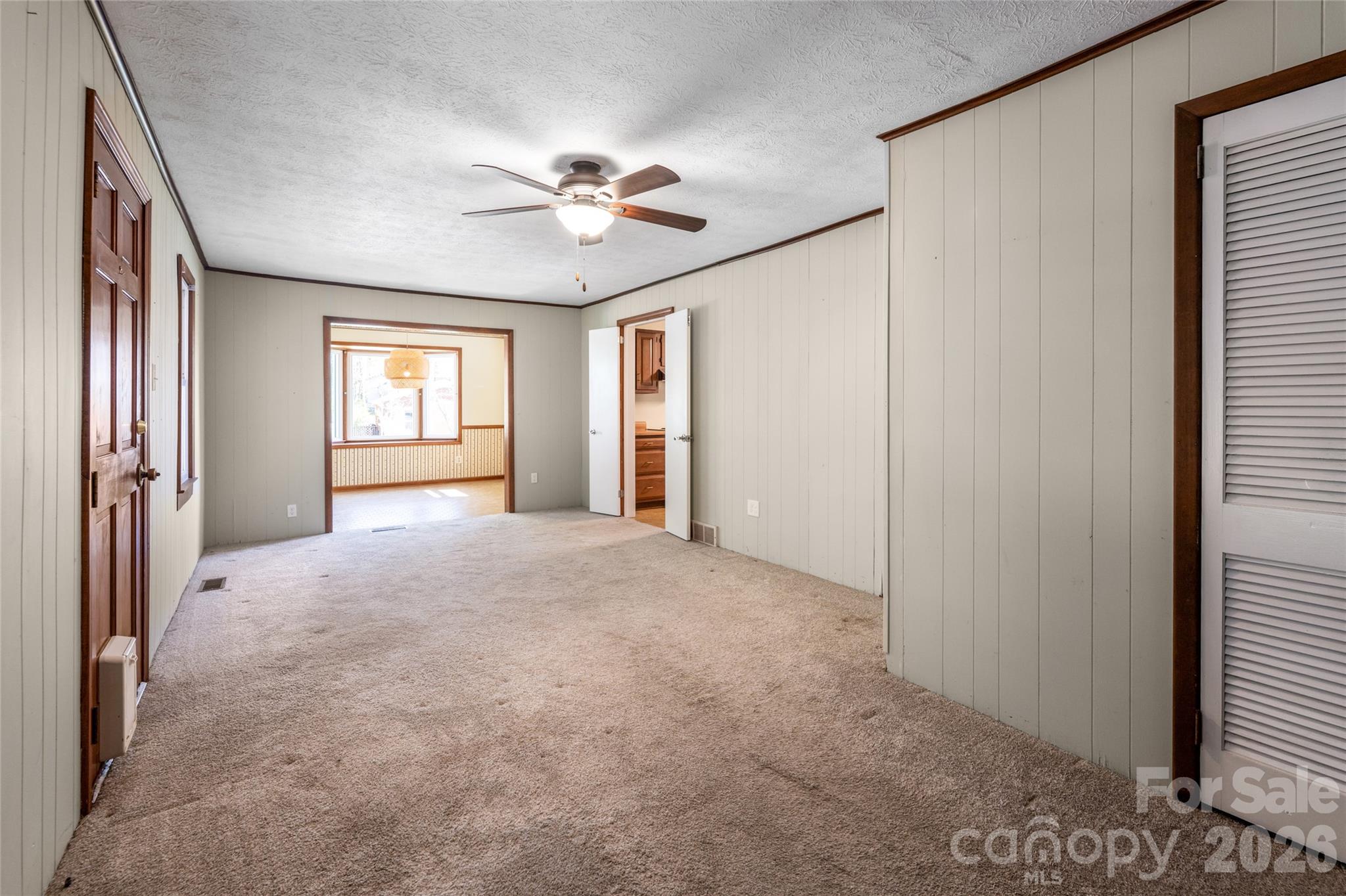 215 Browning Avenue Hendersonville NC 28791
