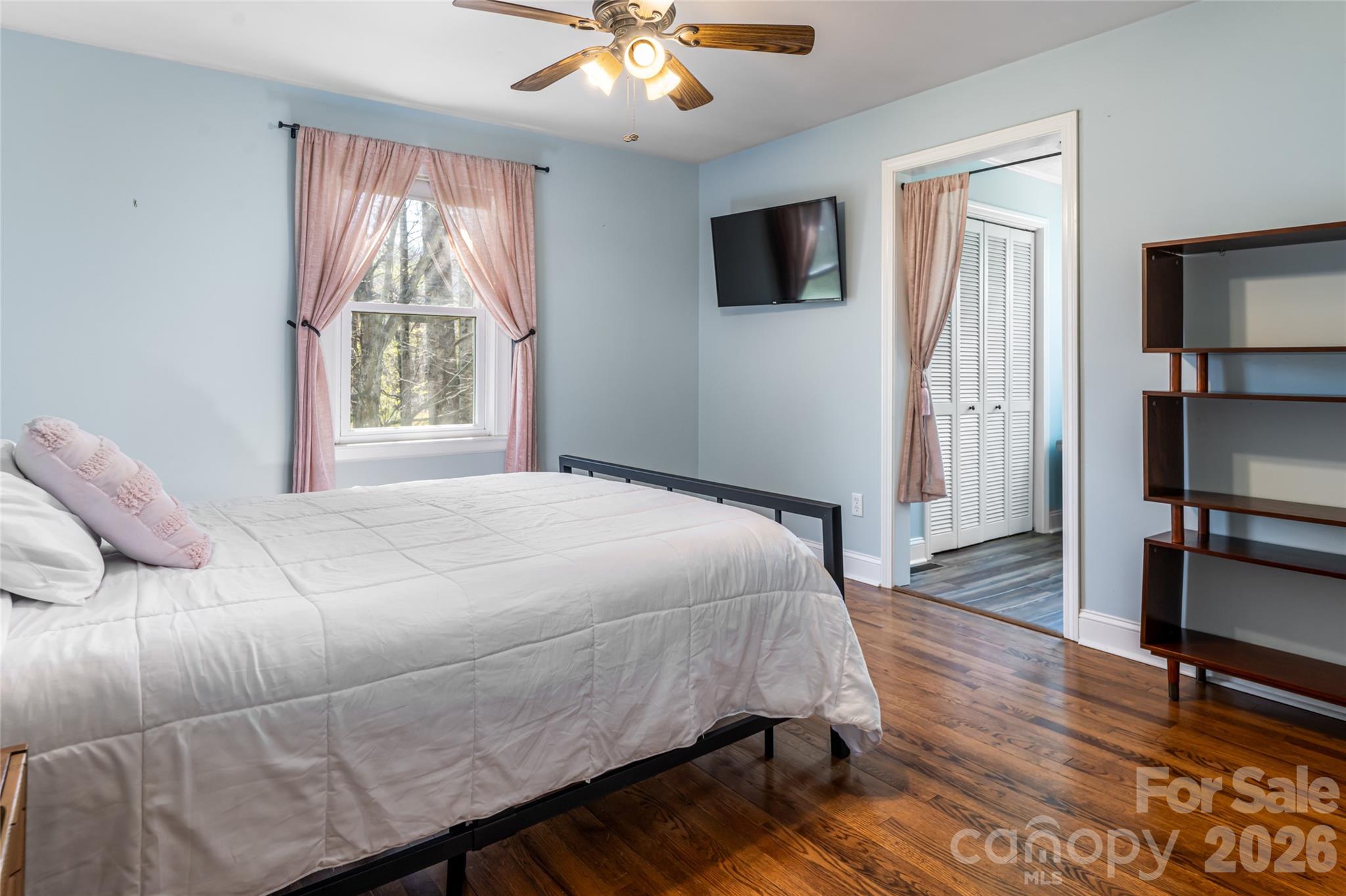 215 Browning Avenue Hendersonville NC 28791