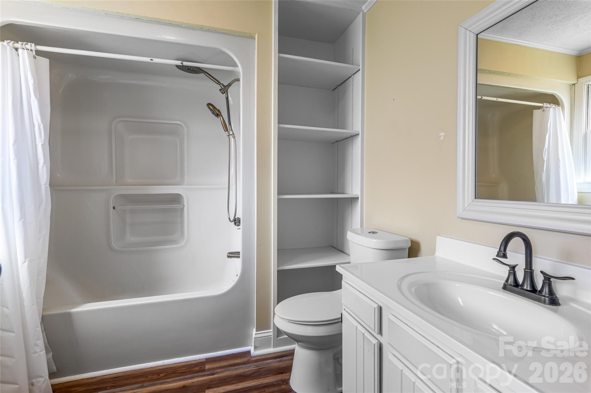 215 Browning Avenue Hendersonville NC 28791