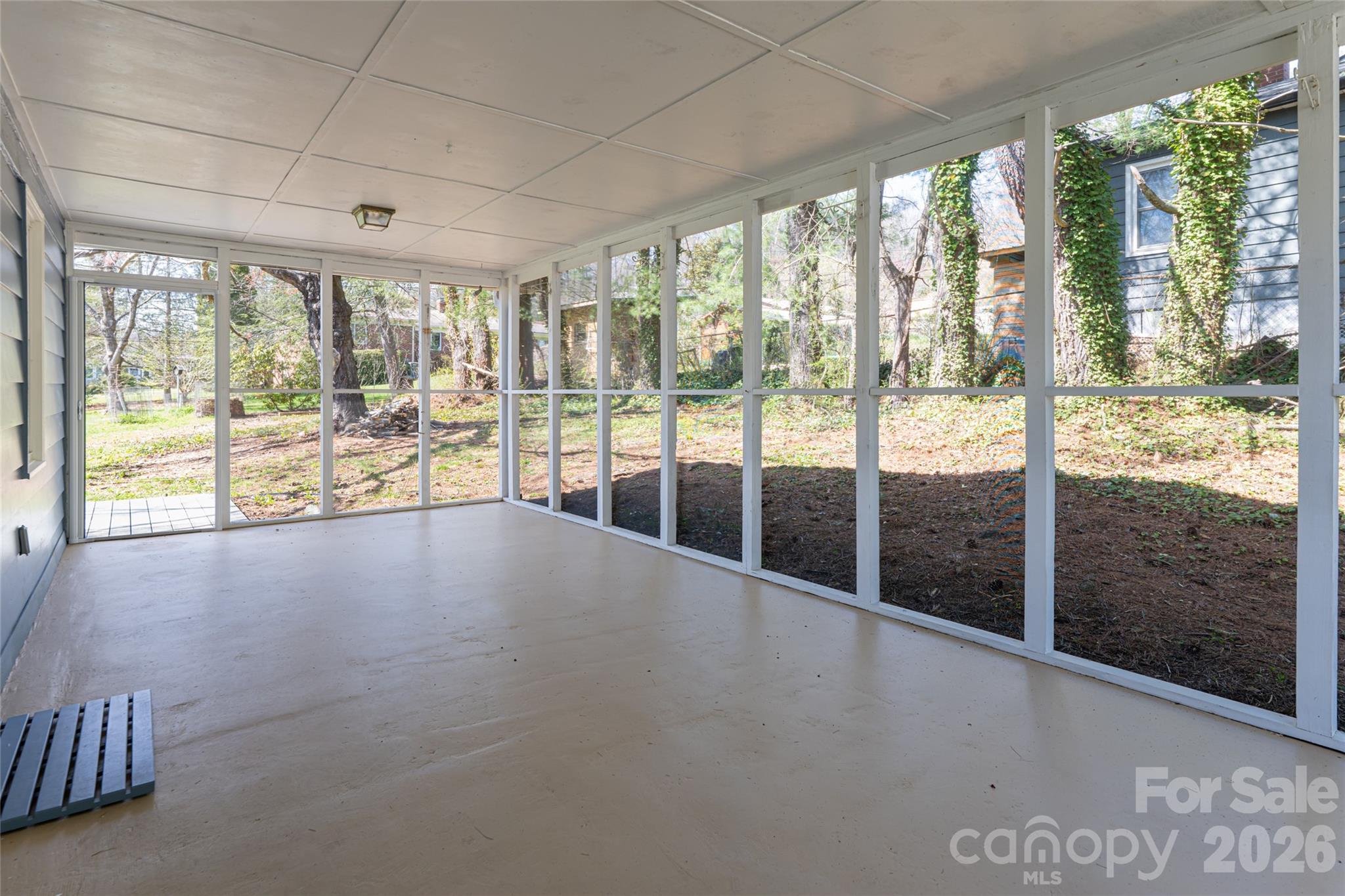 215 Browning Avenue Hendersonville NC 28791