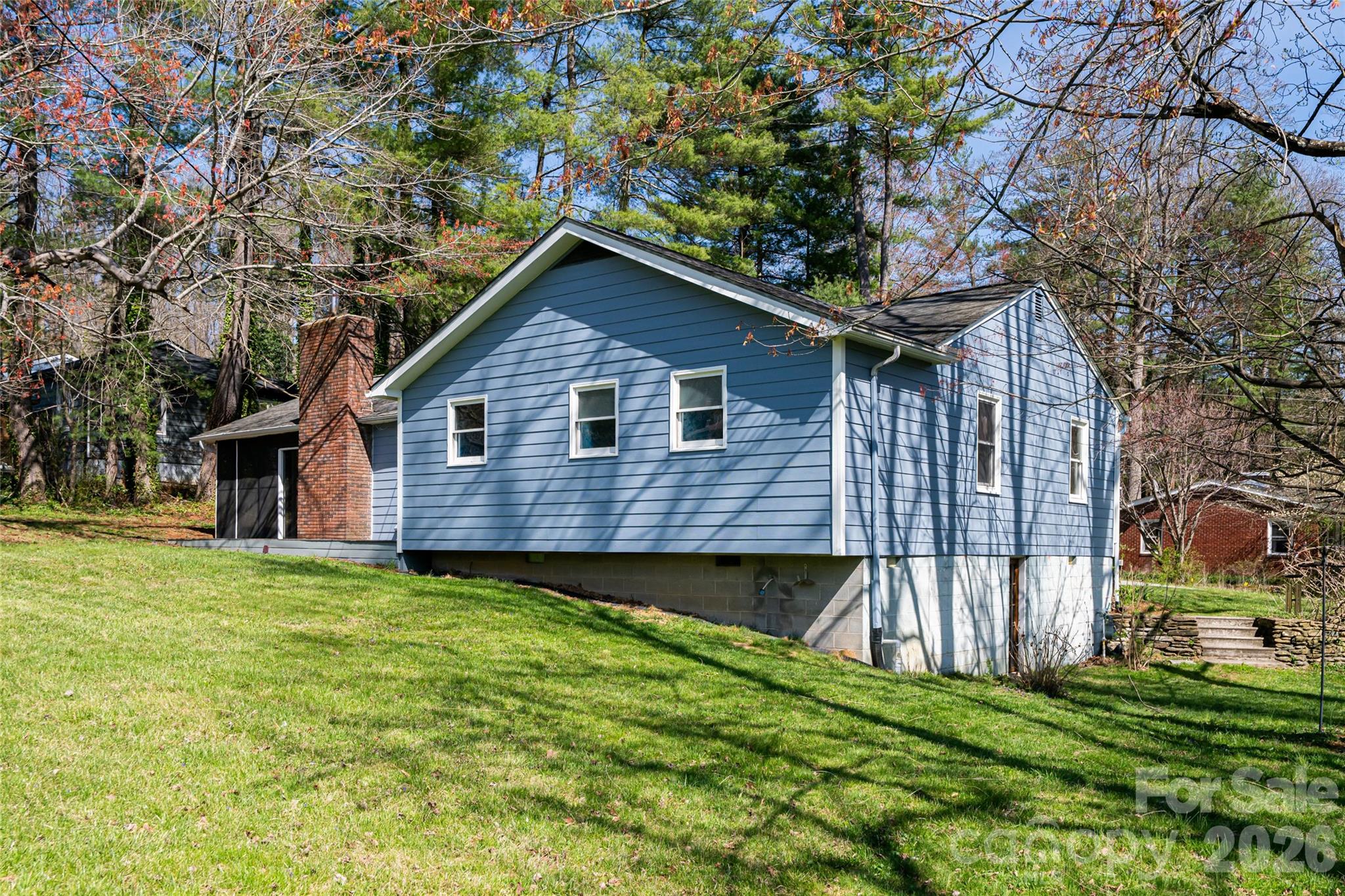 215 Browning Avenue Hendersonville NC 28791