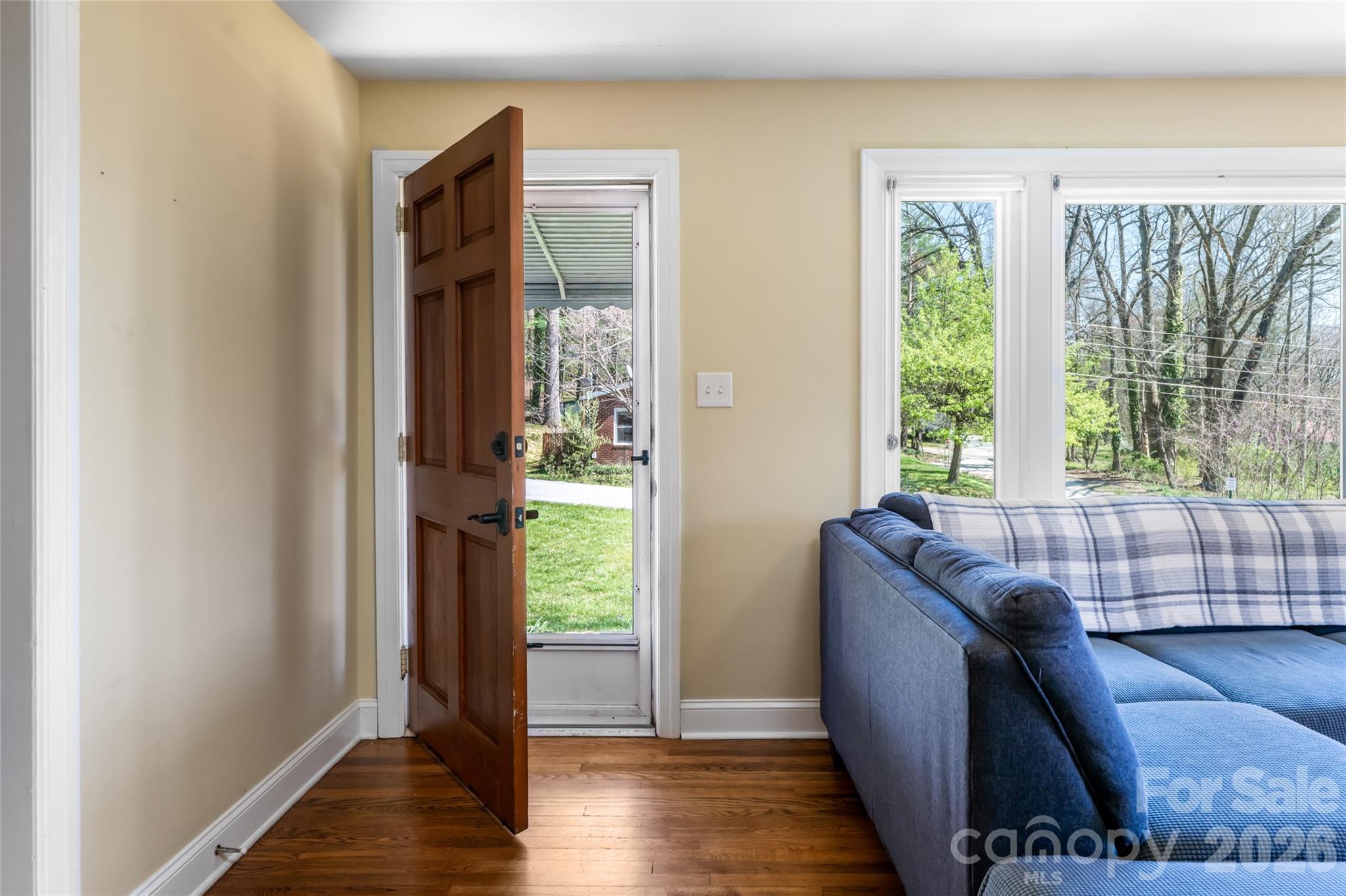 215 Browning Avenue Hendersonville NC 28791