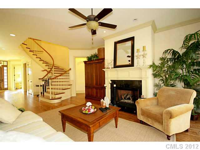 2217 Sanford Lane Charlotte NC 28211