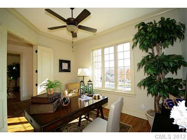 2217 Sanford Lane Charlotte NC 28211