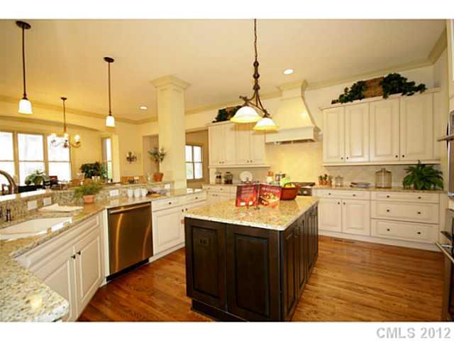 2217 Sanford Lane Charlotte NC 28211